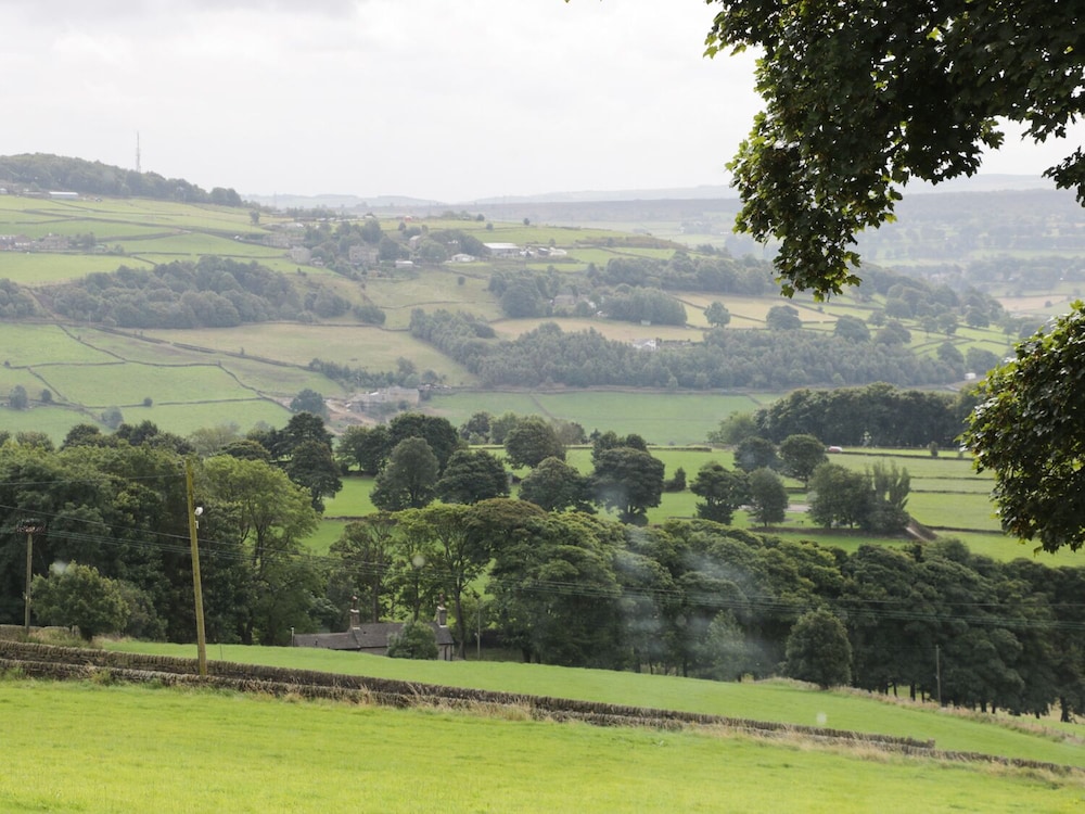 Upper Highlees Farm