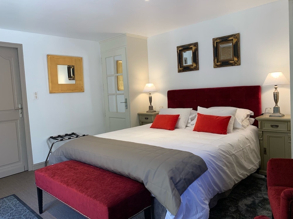 Le Noyer Residence - Property Image 18
