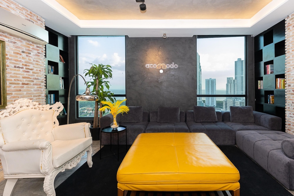 The Acomodo Penthouse Costa del Este