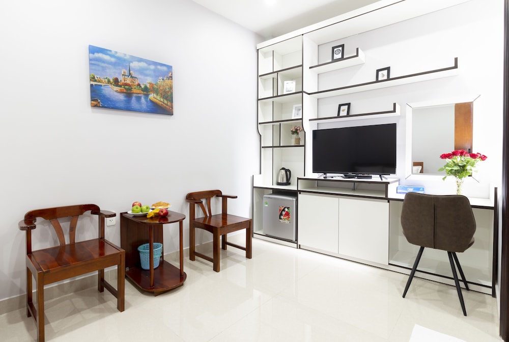 CBD Home - Home in Central - The Art