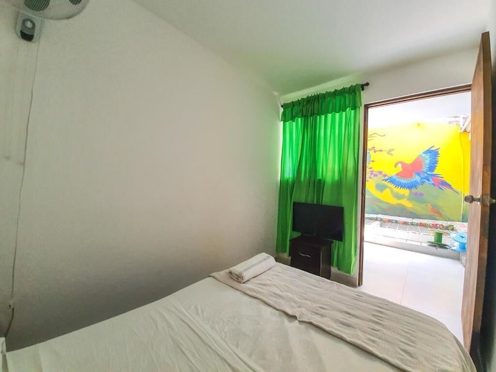 HOSTAL LA MERCEDES STREET