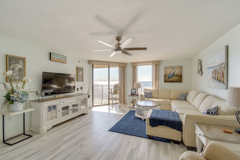 'seagulls Nest' Oceanfront Oasis w/ Pool Access!