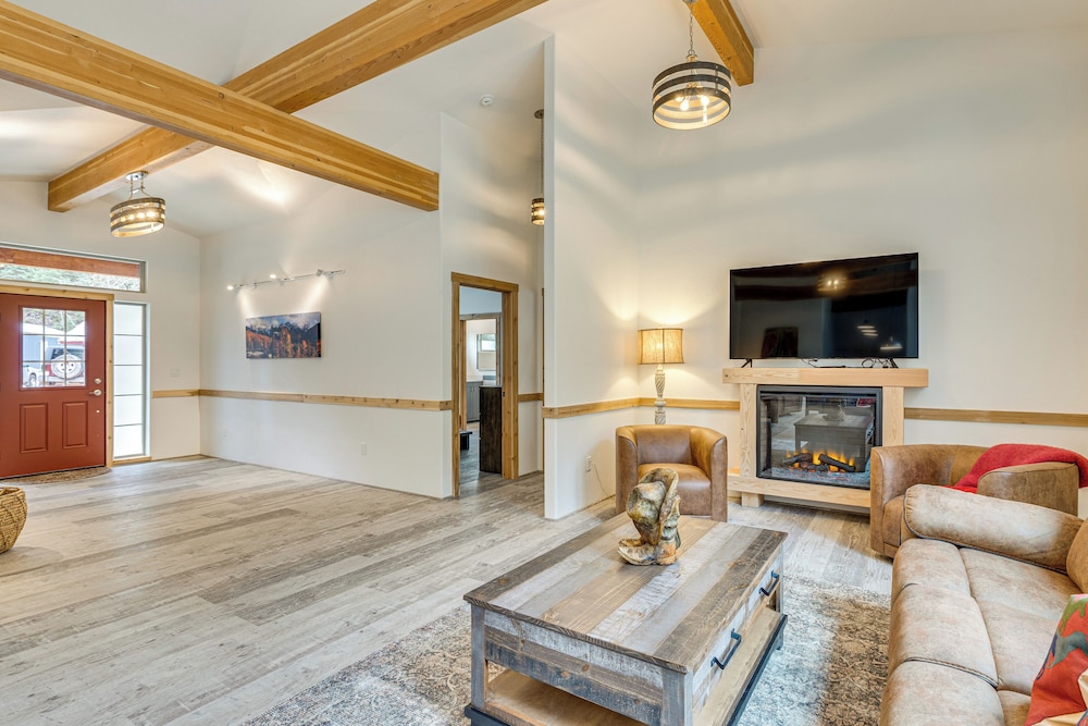 On-site River Access: Mtn-view Ouray Oasis!
