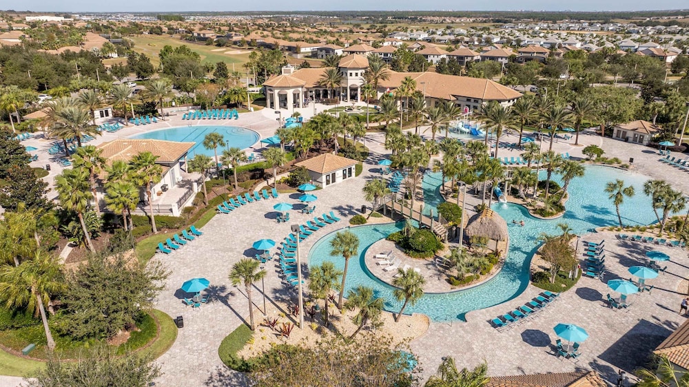 Luxurious 4Bd Villa Private Pool Spa Champions Gate Resort 9021