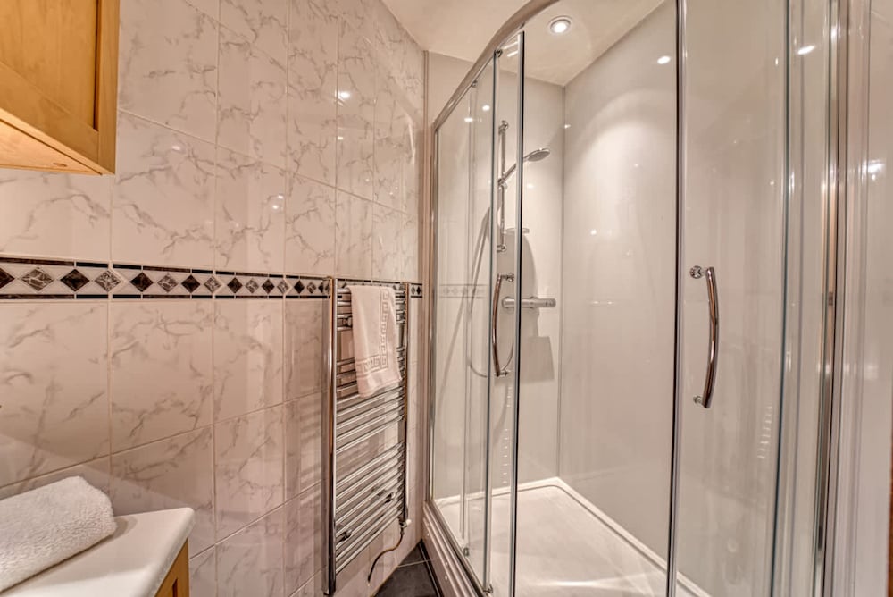 Host Stay Harrow Croft Dwelling
