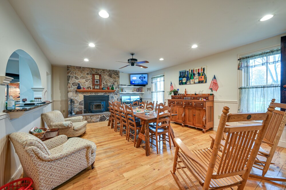 Historic Chambersburg Home w/ Pool + Game Rooms! view 4