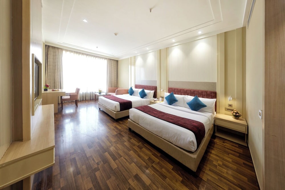 Palm Green Hotel and Resorts