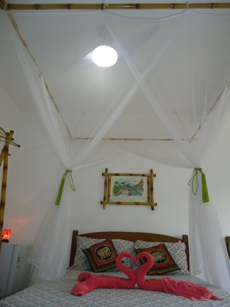 Bali Suites Itamambuca