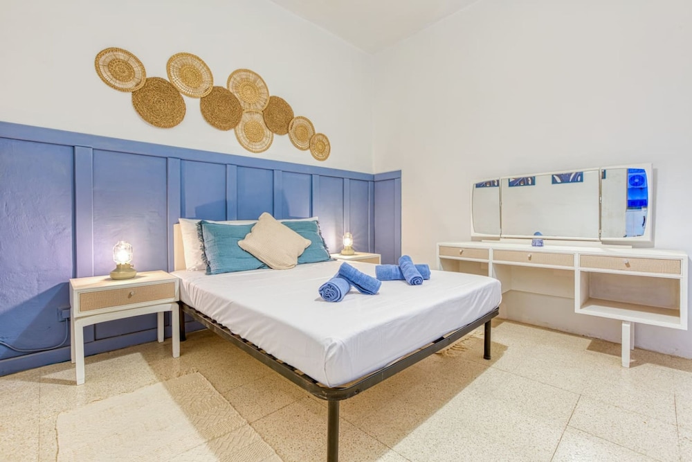 Lilly the Traditional Maltese Townhouse in Sliema