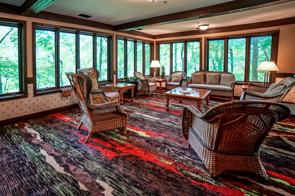 Spring House Inn