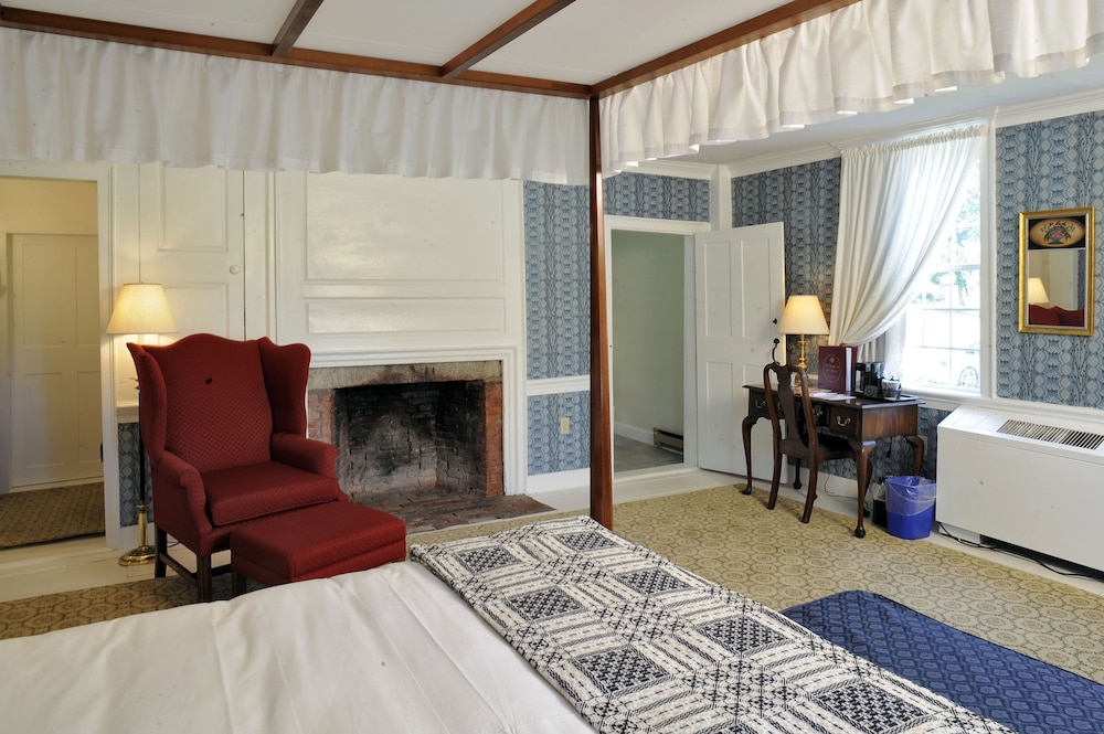 Old Sturbridge Inn and Reeder Family Lodges view 5