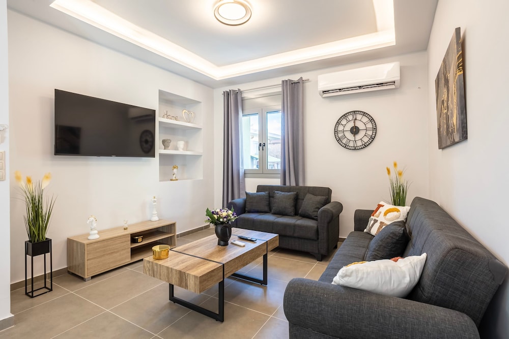 Filiatra Charming Urban Escapes Your Cozy Retreats