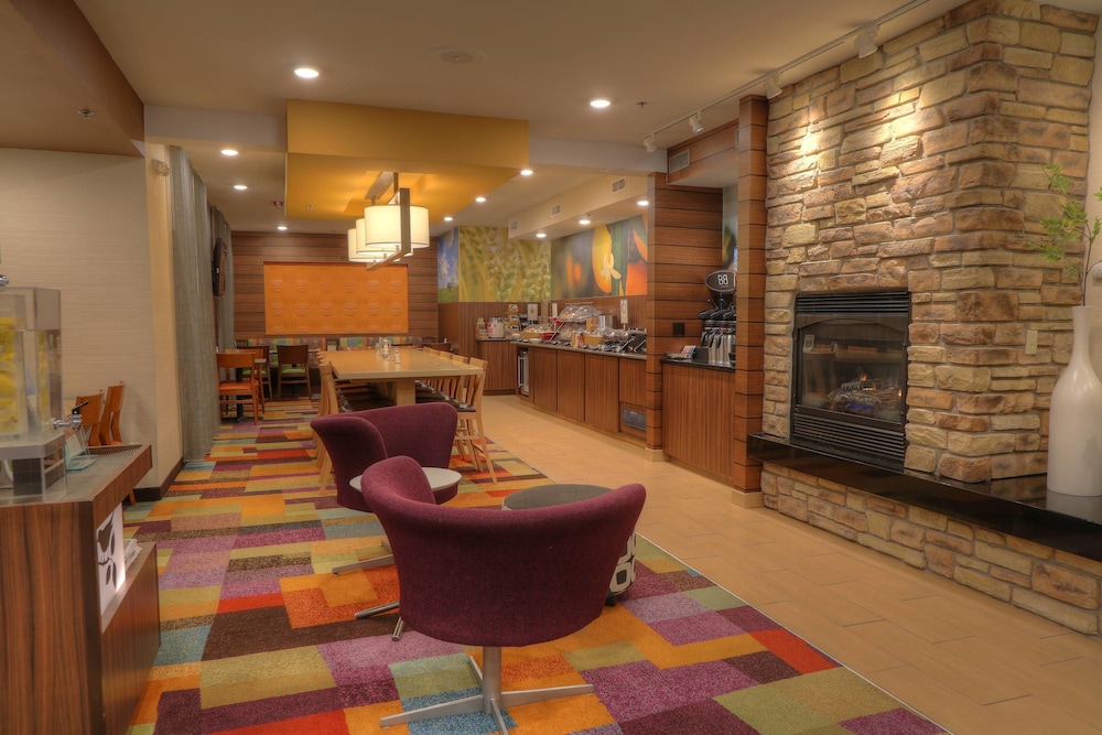 Mount Pleasant Vacations - Fairfield by Marriott Mt Pleasant - Property Image 2