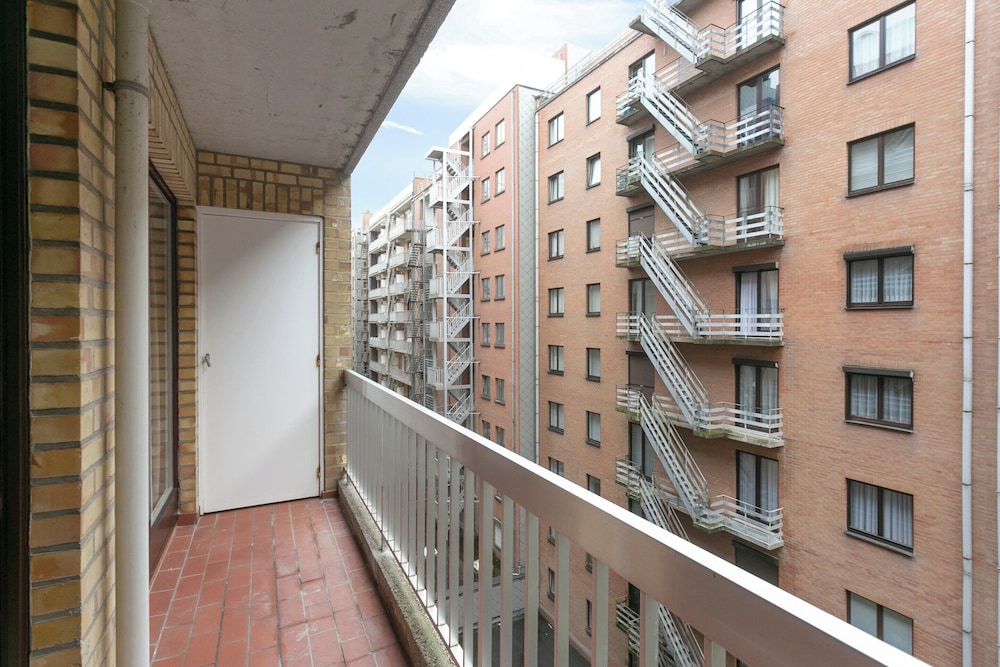 Apartment in Blankenberge With Sea Views
