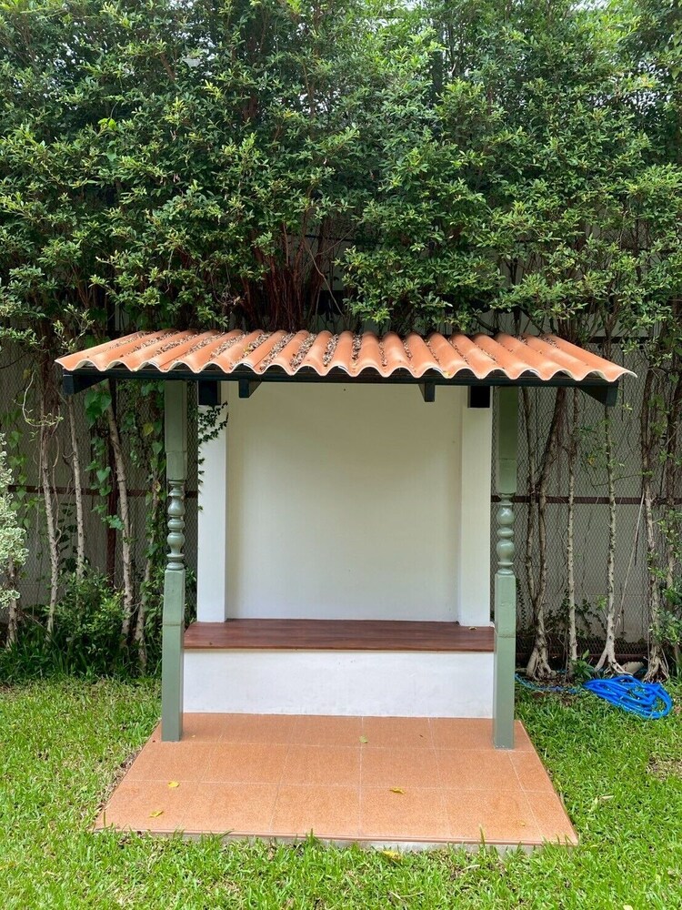 Serava Pet-Friendly Pool Villa Huahin