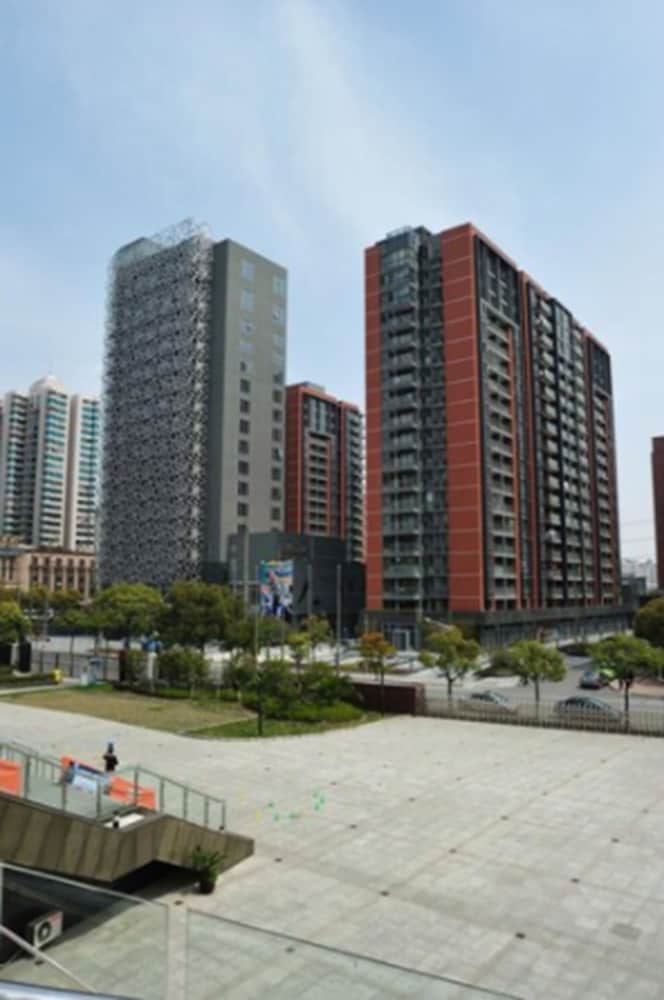 Kinghouse Service Apartment Shanghai