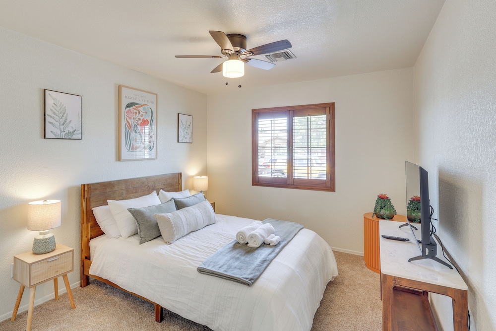 1 Mi to Golf Course: Yuma Oasis w/ Furnished Patio
