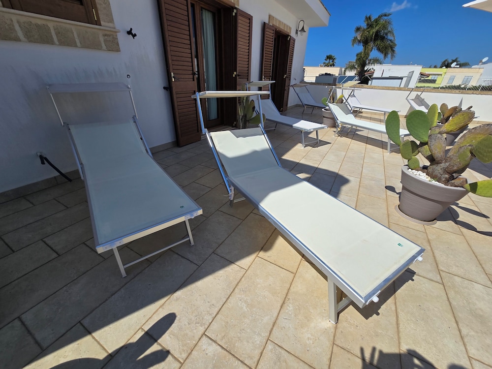 Lido Marini Rooms Affittacamere B&B