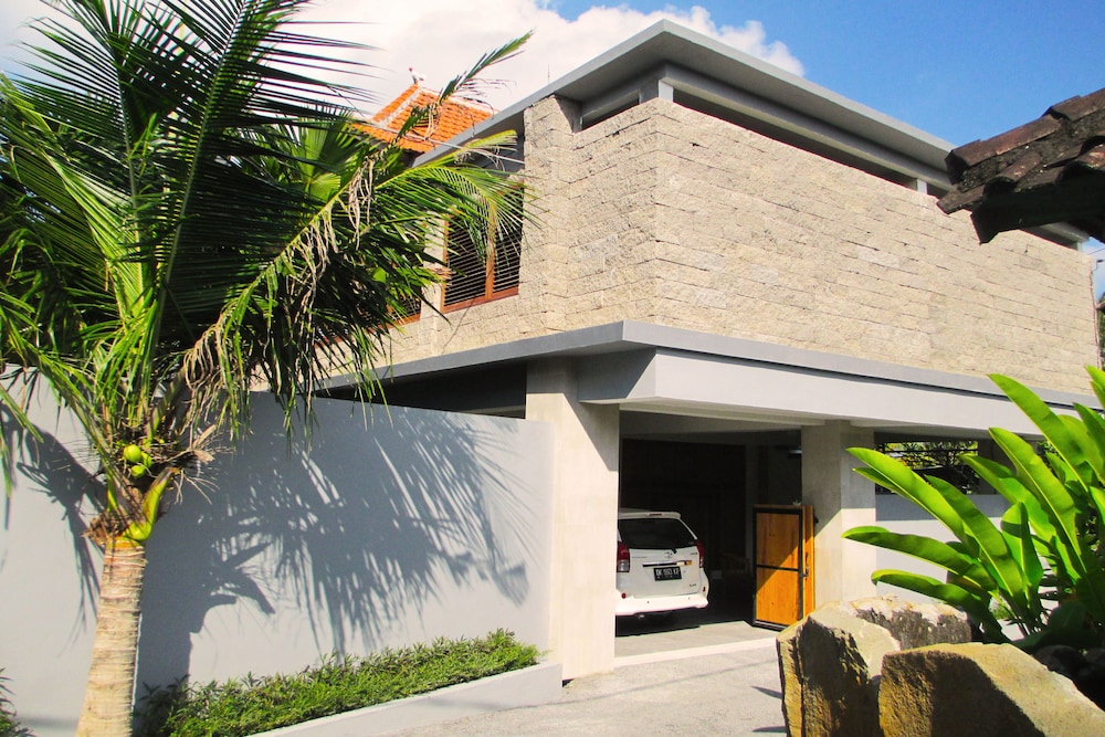 Hotel Panorama Ubud Private Villa - Image 1