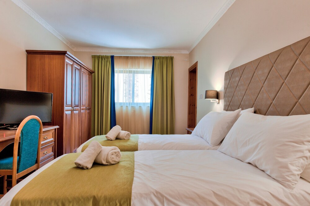 B Holiday Villas Mellieha view 5