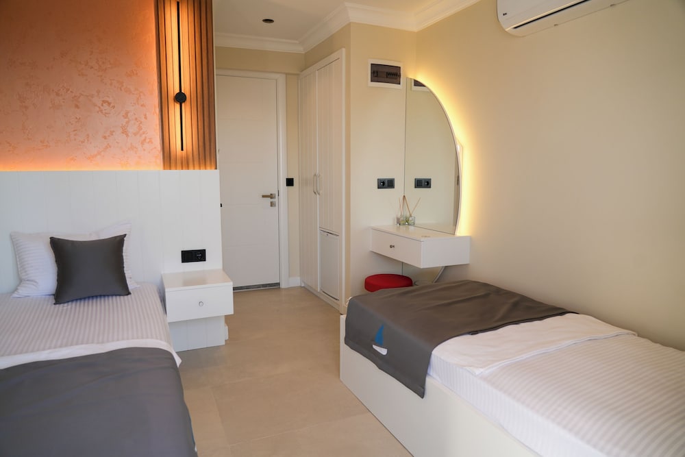 AKPINAR MARIN OTEL