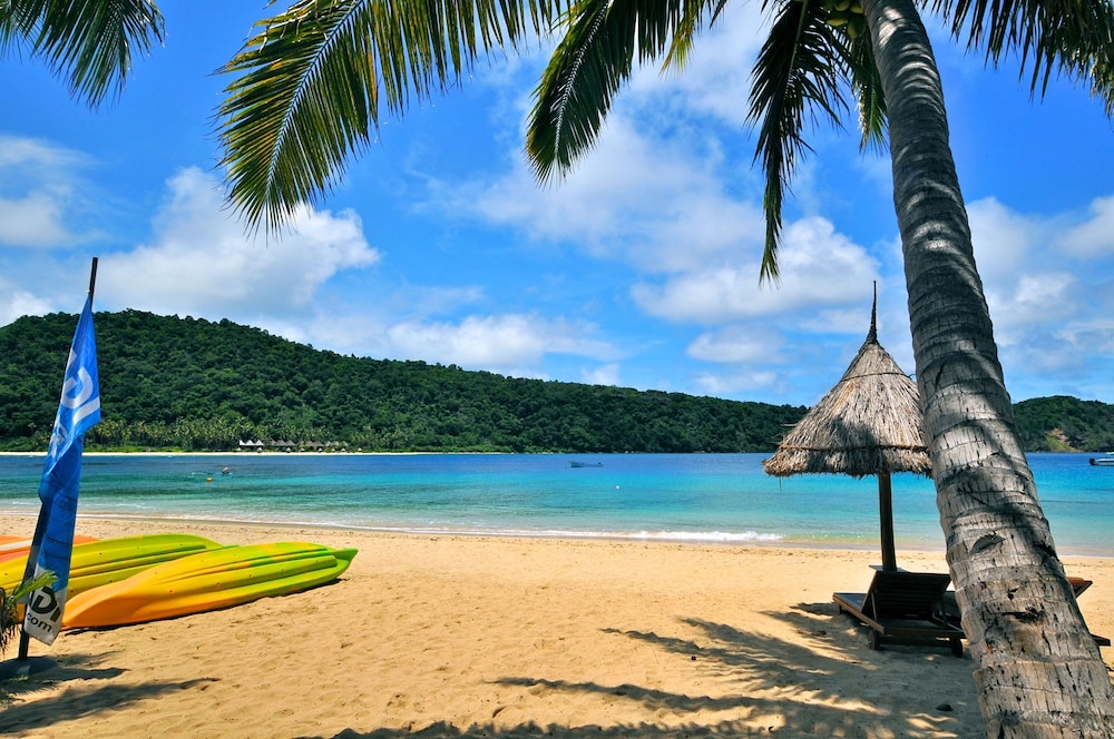 Paradise Cove Resort