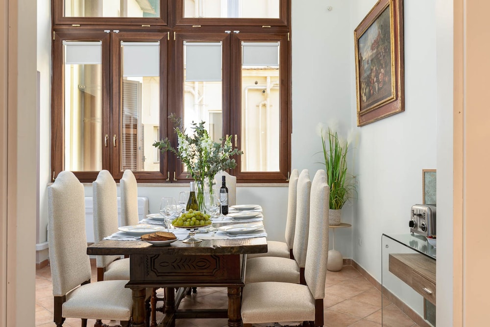 Rosam Via Veneto 15 min Walk From Spanish Steps