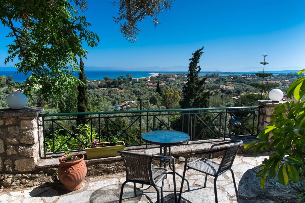 Bella Casa Studios