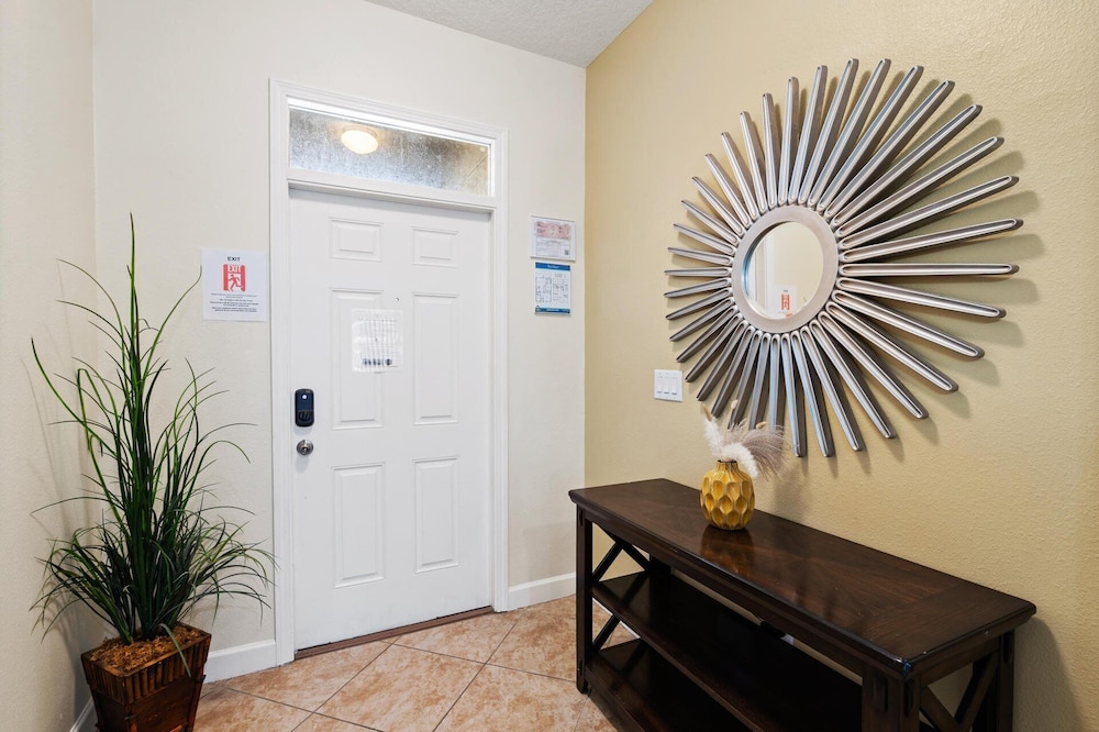 Championsgate Resort 8 Bedroom Pool Home with Spa 8 Home