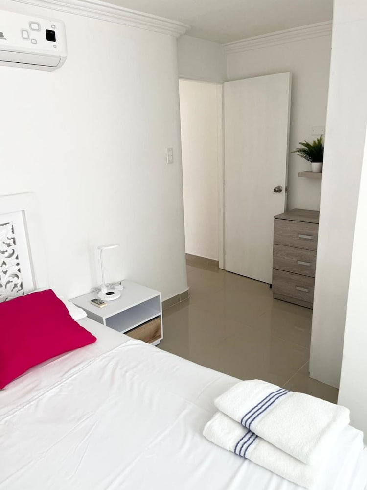 Apartamento 2TC20 de 2 alcobas Con Wifi