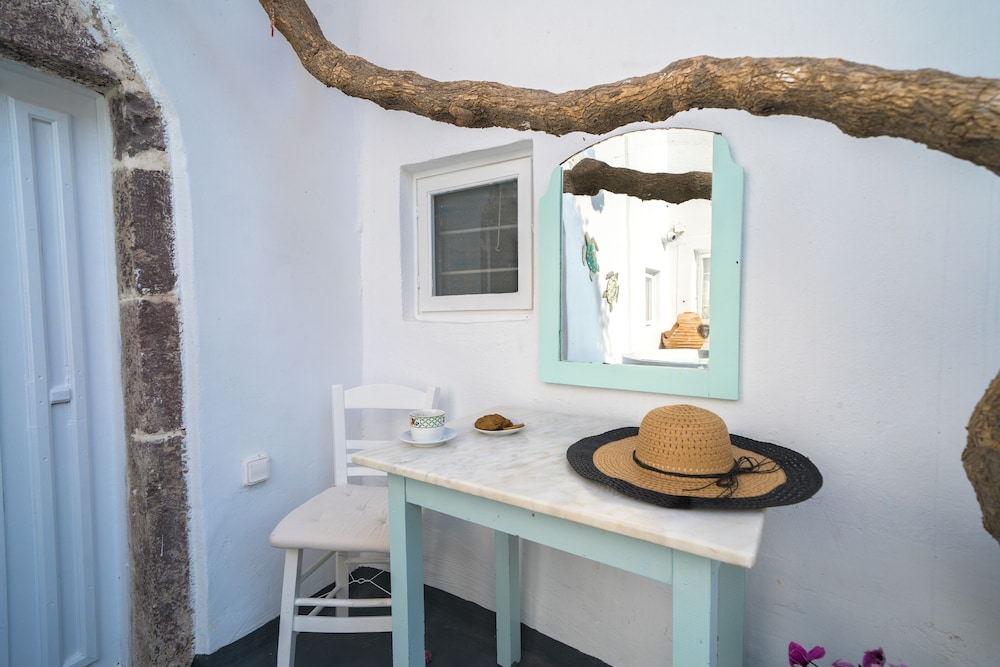 Santorini Paradise