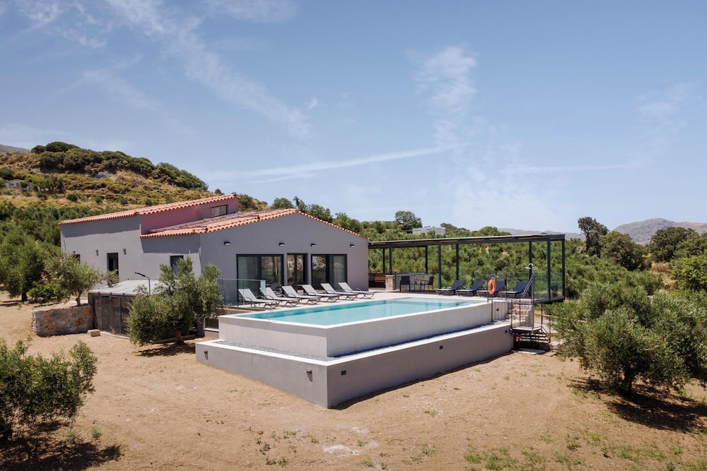 Kourtaliotis Villa Crete