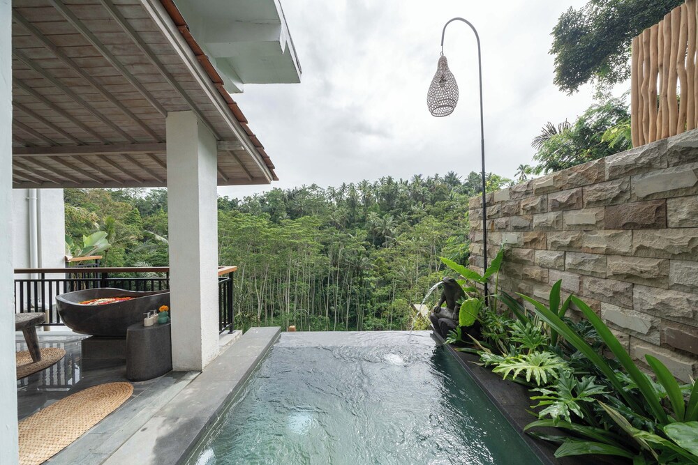 Legong Sebatu Villa