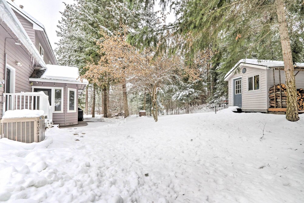 Crystal Bay Home w/ Fireplace Near Ski Resorts, photo 26