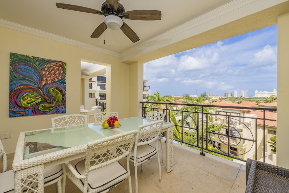 Palm Aruba Condos