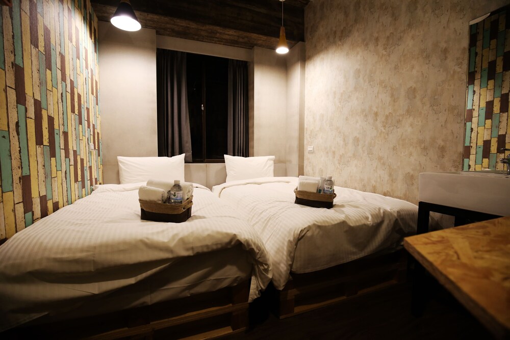 Nys Loft Hotel - Hostel