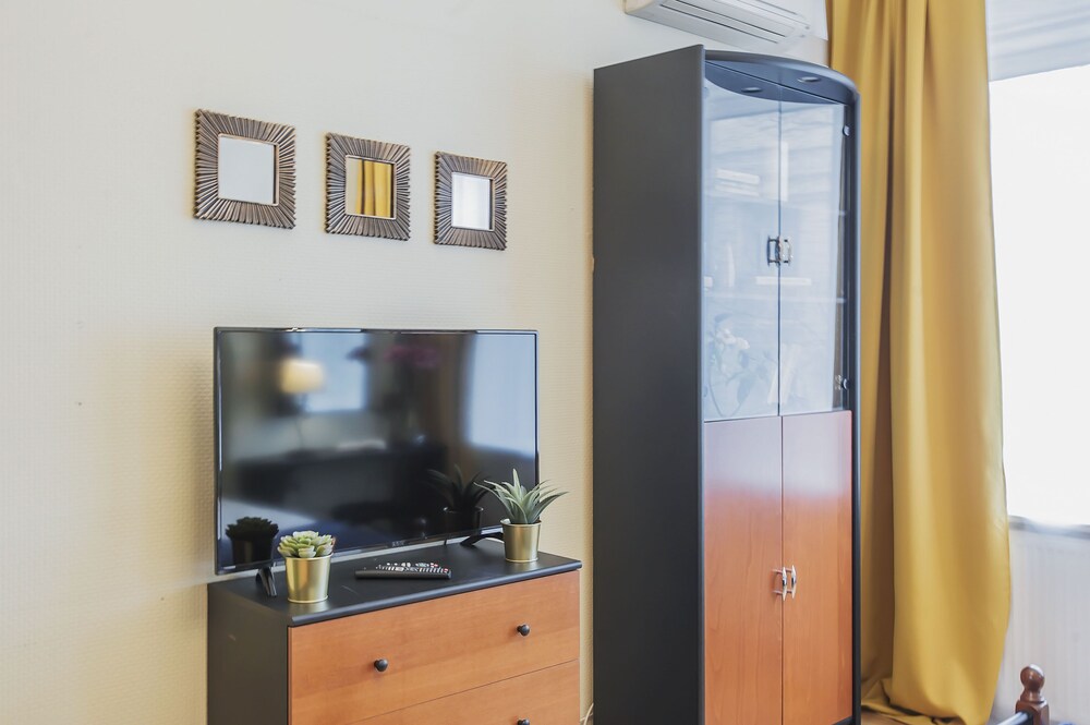 GM Apartment Staropimenovskiy 16