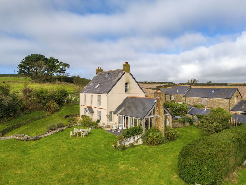 The Farmhouse at Broad Downs