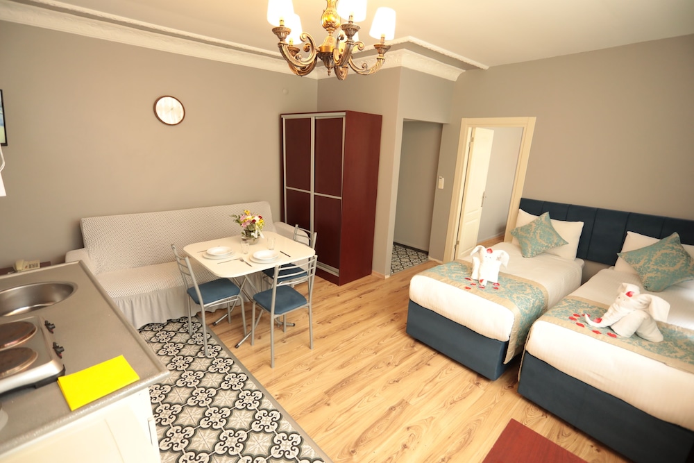 White Pearl Apart - Image 23