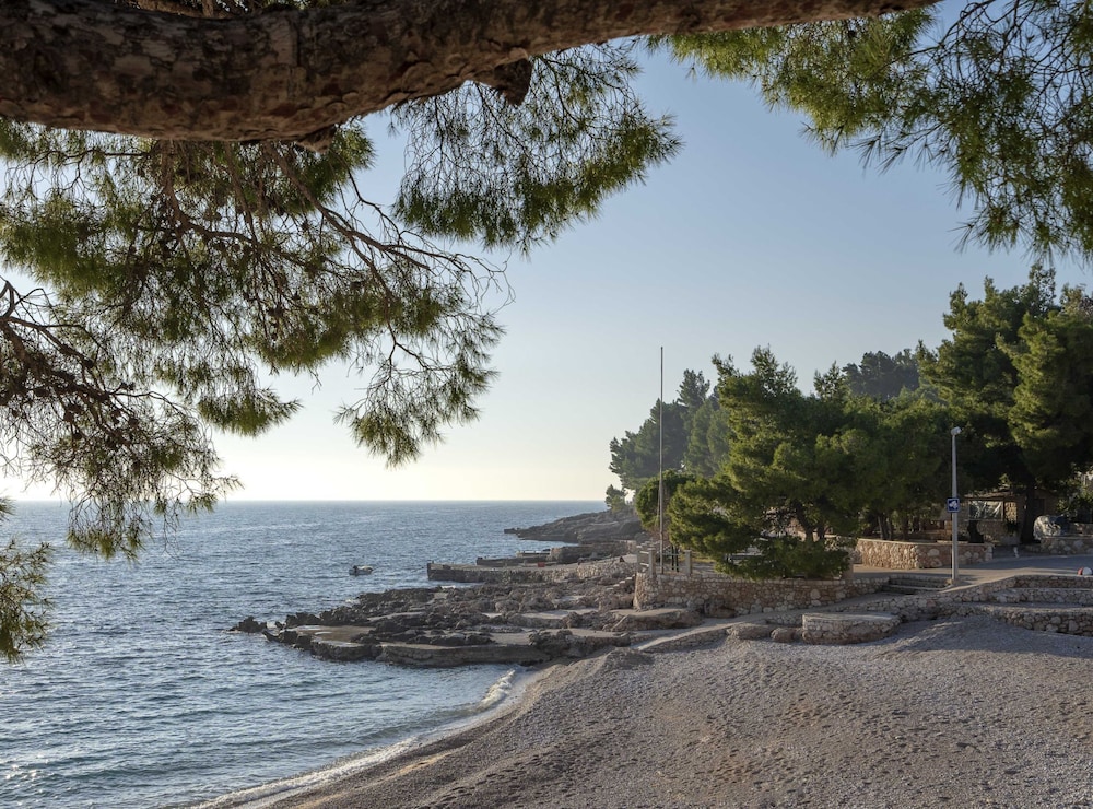 Apartments Spila Beach