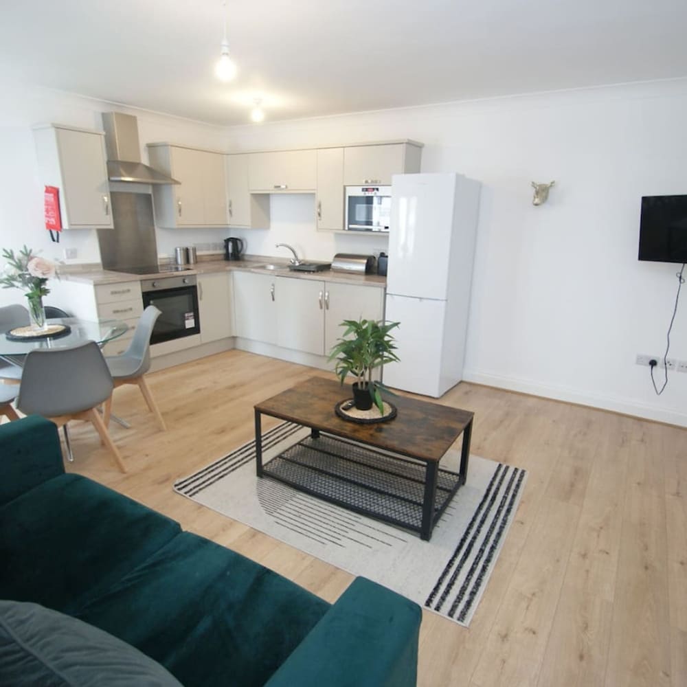 Cosy Margate Apartment view 5