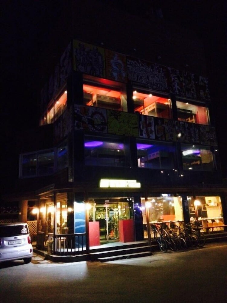GN Guesthouse Coffeemarina - Hostel