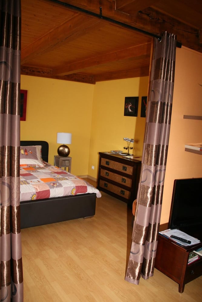 Photo 48