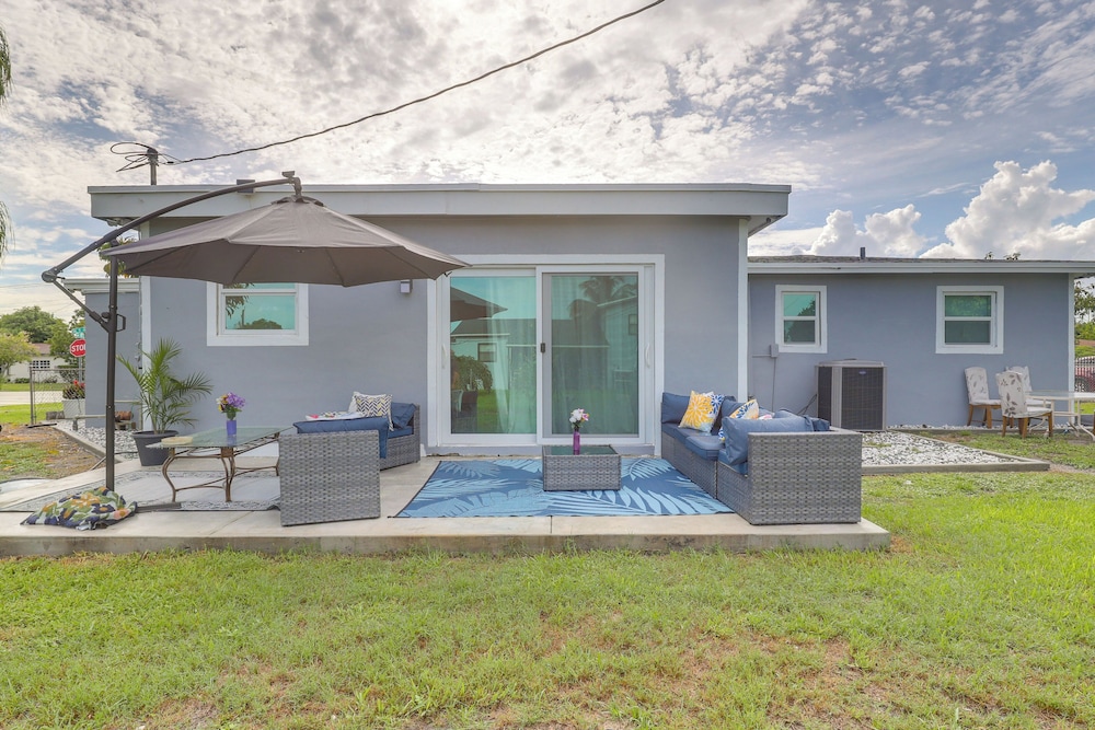 2 Mi to Hard Rock Stadium: Home w/ Spacious Yard