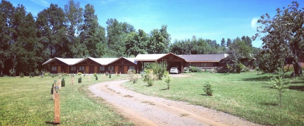 Hosteria y Camping del Bosque Pucón