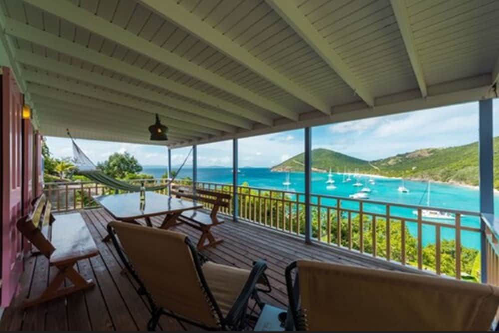 White Bay Villas and Beach Club