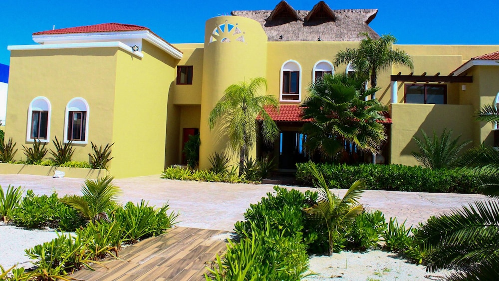 Icaria Luxury Villa view 3