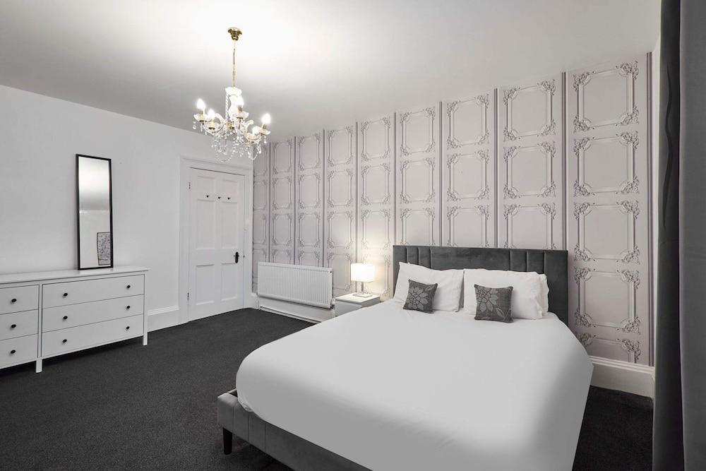 Host Stay Queen Street Apartment