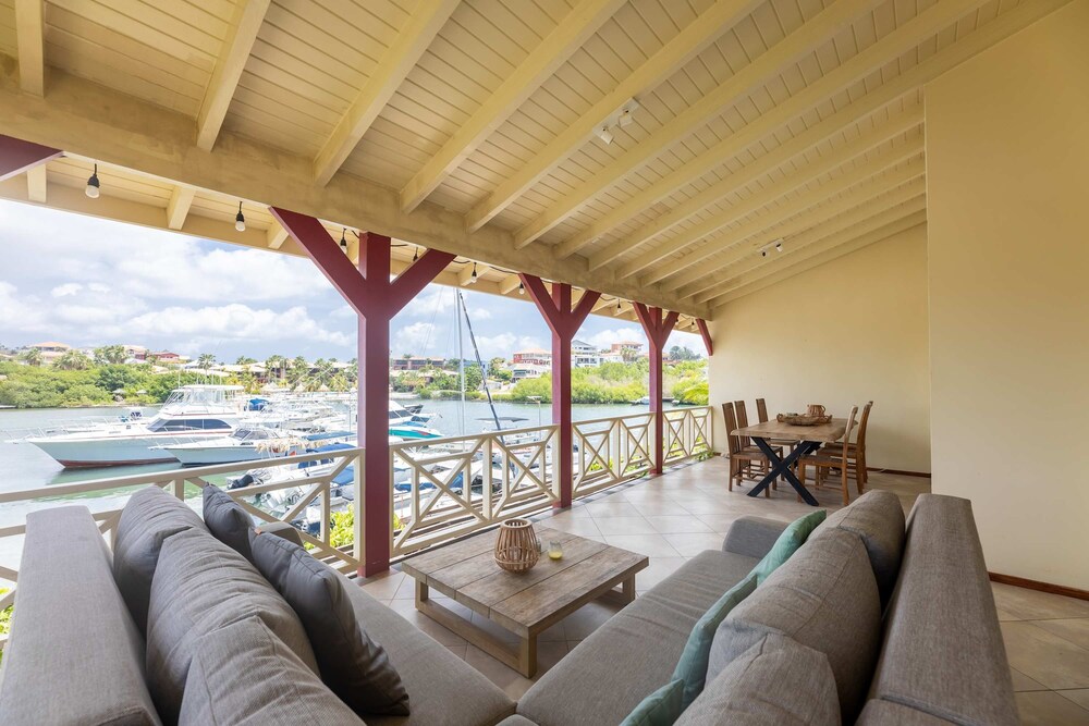 Spanish Water Marina Triple Penthouse