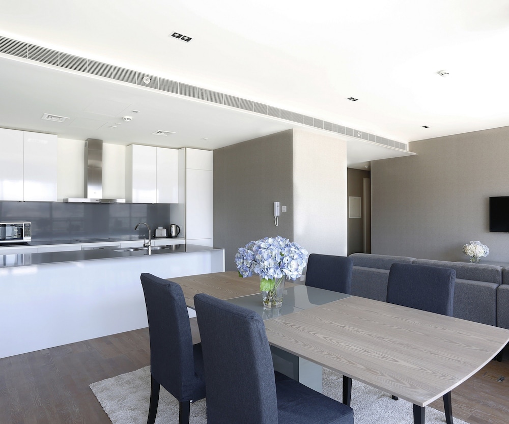 Nasma Luxury Stays - City Walk